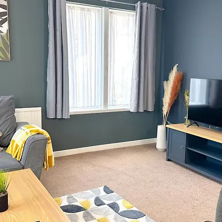 Huge Family House - Free Parking - 公寓 哈罗盖特